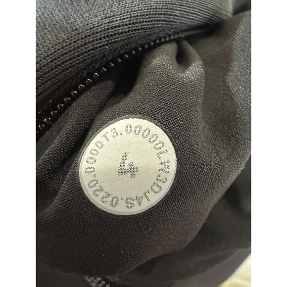 Lululemon Get Centred Crop Hoodie Black Size 4 Athletic Athleisure Vented Pocket - Picture 10 of 16